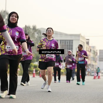 Runner Photo 5905861
