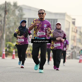 Runner Photo 5905881