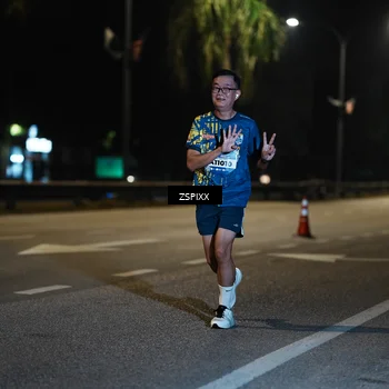 Runner Photo 5905886