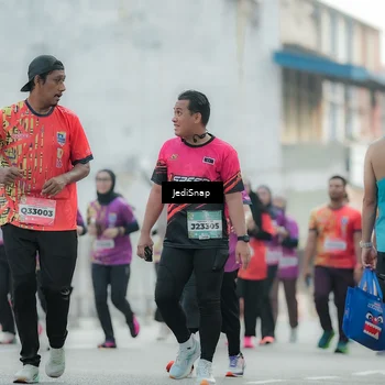 Runner Photo 5905892