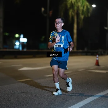 Runner Photo 5905897