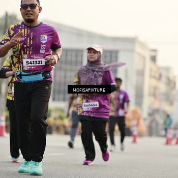 Runner Photo 5905898
