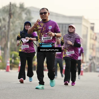 Runner Photo 5905915