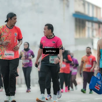 Runner Photo 5905926