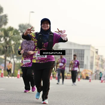 Runner Photo 5905937