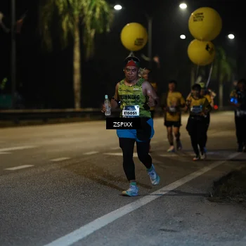 Runner Photo 5905940