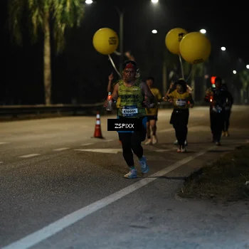 Runner Photo 5905953