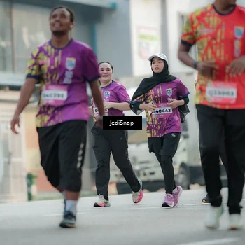 Runner Photo 5905956