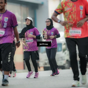 Runner Photo 5905960