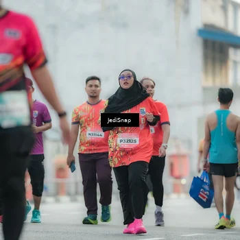 Runner Photo 5905968