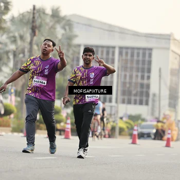 Runner Photo 5905970