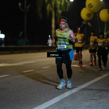 Runner Photo 5905976