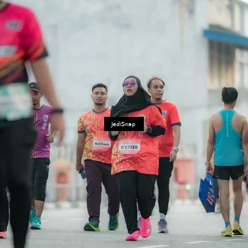 Runner Photo 5905988