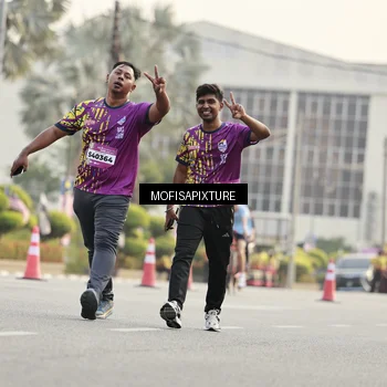 Runner Photo 5905991