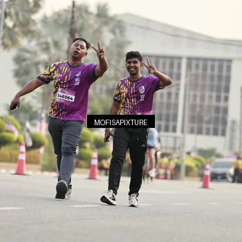 Runner Photo 5905998