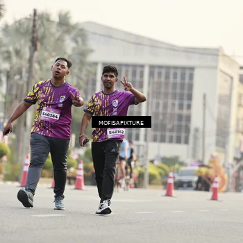 Runner Photo 5906003