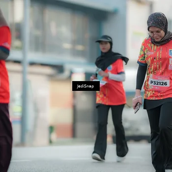 Runner Photo 5906091