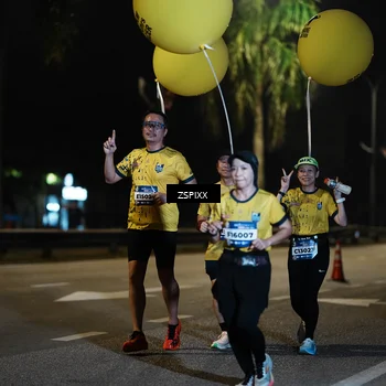 Runner Photo 5906111
