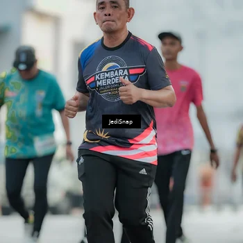 Runner Photo 5906174