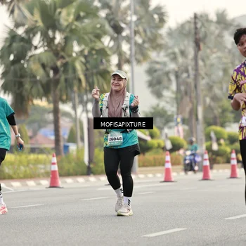 Runner Photo 5906210