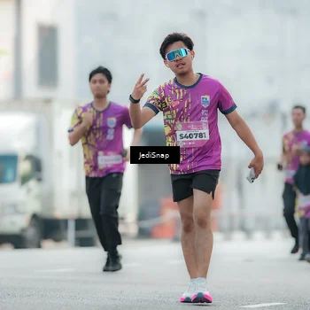 Runner Photo 5906215