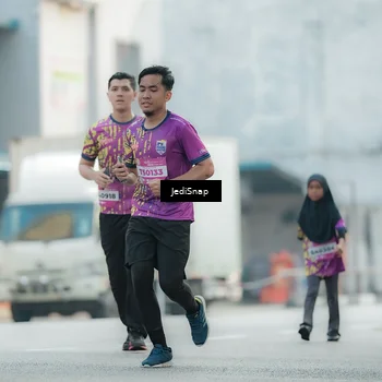 Runner Photo 5906262