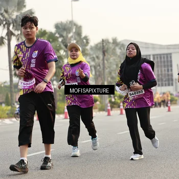 Runner Photo 5906270
