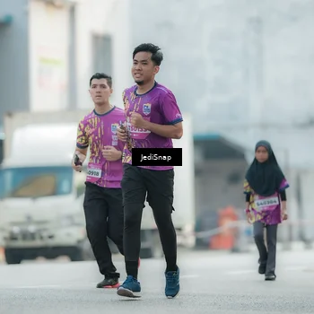 Runner Photo 5906274