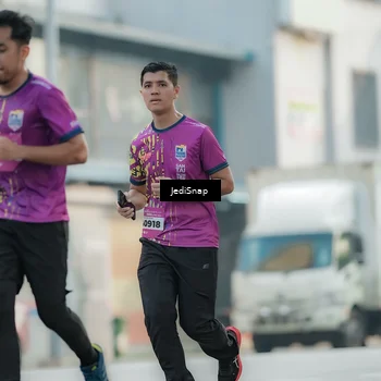 Runner Photo 5906304