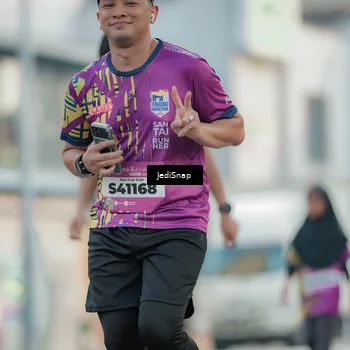 Runner Photo 5906312