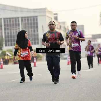 Runner Photo 5906374