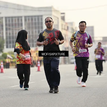 Runner Photo 5906388