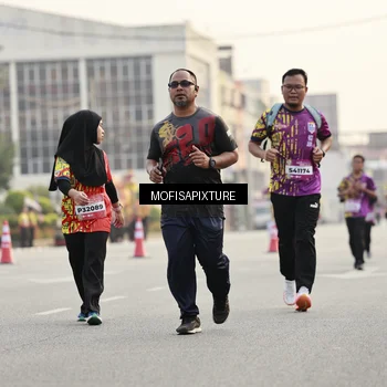 Runner Photo 5906391