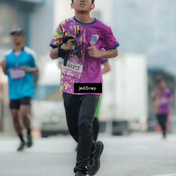 Runner Photo 5906396