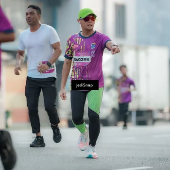 Runner Photo 5906407