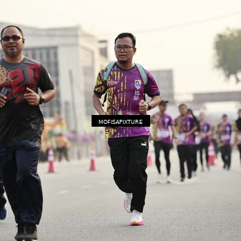 Runner Photo 5906420