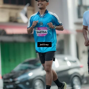 Runner Photo 5906450