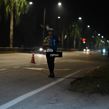 Runner Photo 5906596