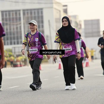 Runner Photo 5906602