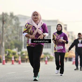 Runner Photo 5906704