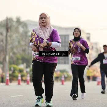 Runner Photo 5906742