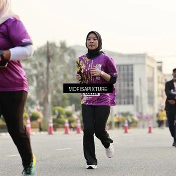 Runner Photo 5906746