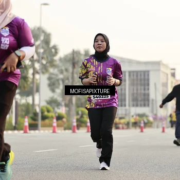 Runner Photo 5906751