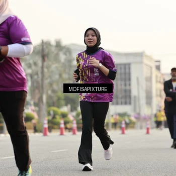 Runner Photo 5906753
