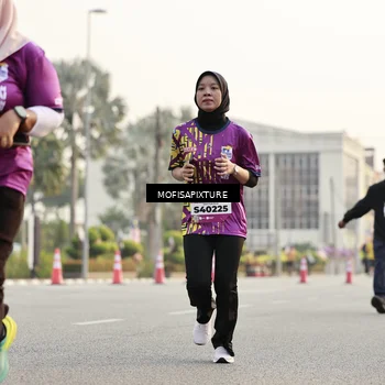 Runner Photo 5906754