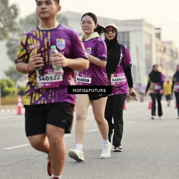 Runner Photo 5906825