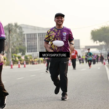 Runner Photo 5906857