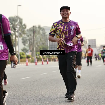 Runner Photo 5906878