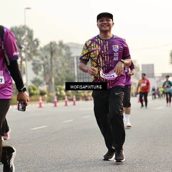 Runner Photo 5906888