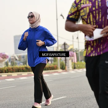 Runner Photo 5906900